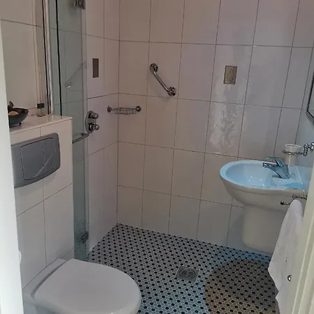 The Ferris Wheel Panzió 4*