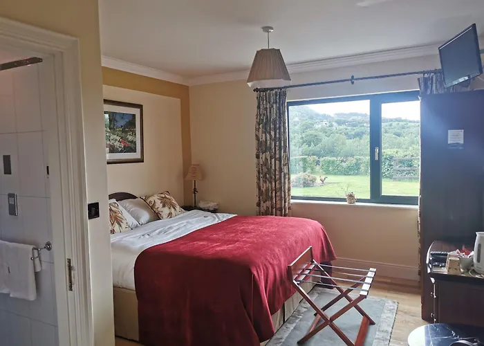 לינה וארוחת בוקר The Ferris Wheel 4*